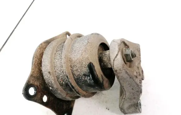 Volkswagen Polo Engine mount bracket 6Q0199185R