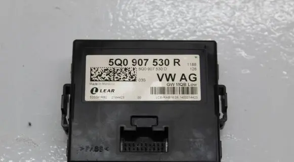 Skoda Octavia Mk3 (5E) Gateway control module 5Q0907530R