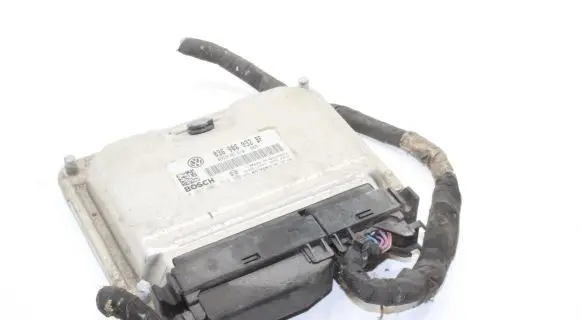 Skoda Octavia Mk2 (1Z) Engine control unit/module 0261201233 036906032BF