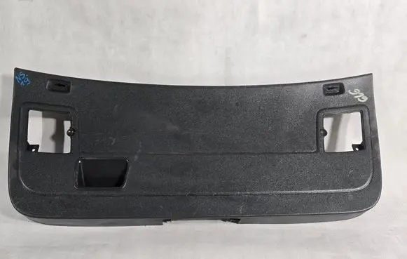 Seat Ibiza III (6L) Tailgate/trunk upper cover trim 6L6867601F
