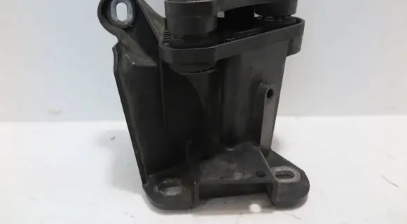 Mercedes-Benz E W212 ABS pump bracket A2124301710