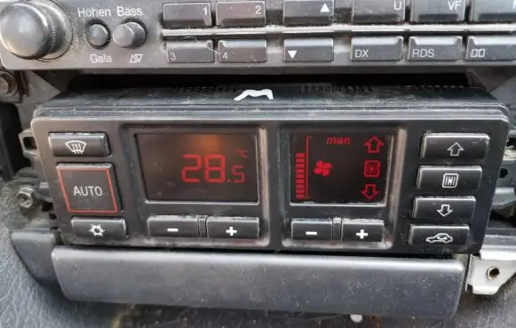 Audi A4 S4 B5 8D Climate control unit 8L0820043M 5HB00760810