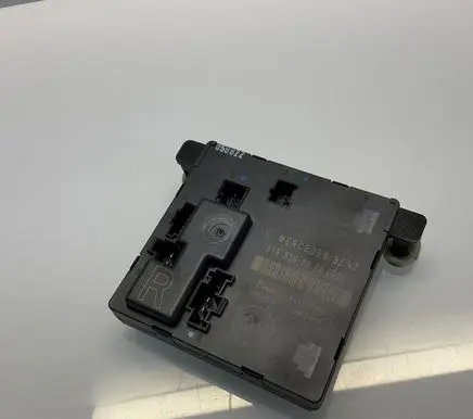 Mercedes-Benz CLS C219 Door control unit/module 2198200326 00005032 A2198200326