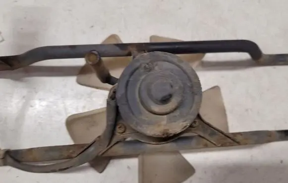 KIA Sorento Electric radiator cooling fan