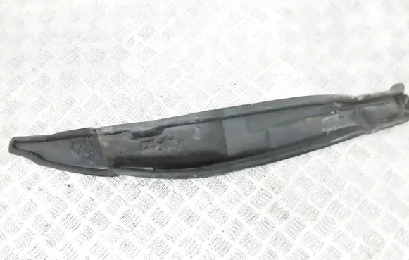 Chrysler Pacifica Fender foam support/seal 68225662A