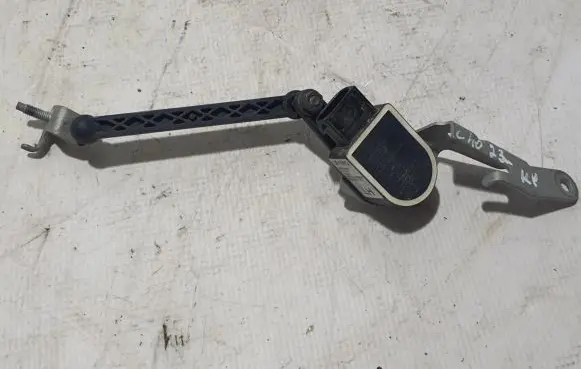 Volvo C40 Rear air suspension level height sensor 32221477
