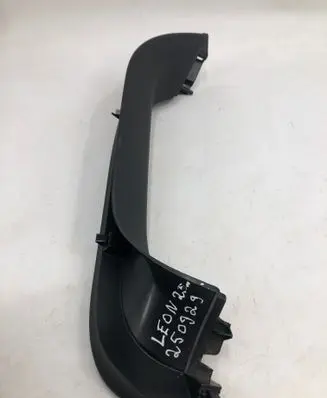 Seat Leon IV Tailgate trim 5fe867704