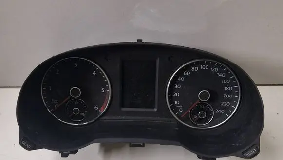 Volkswagen Sharan Speedometer (instrument cluster) 7N0920860E