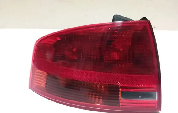Audi A4 S4 B7 8E 8H Rear/tail lights 8E5945095