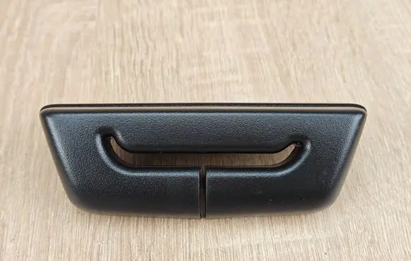 Volkswagen Amarok II ISOFIX cover N1WBE246A22EE