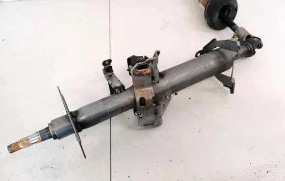 Nissan Almera N16 Steering wheel axle