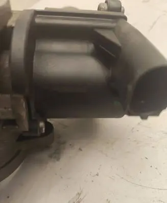 Volkswagen Touareg I EGR valve 076131501