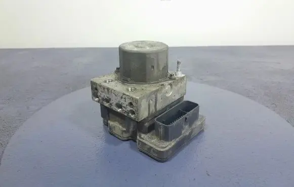 Volkswagen Cross Polo ABS Pump 6r0614517aj