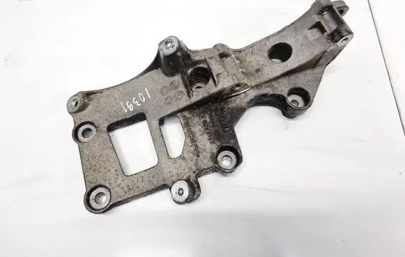 Audi TT TTS Mk2 Engine mounting bracket 06F903143E