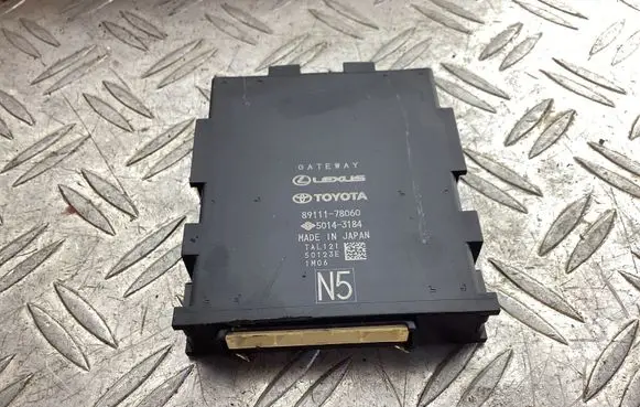 Lexus NX Gateway control module 8911178060 501431