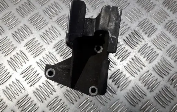Peugeot 406 Engine mounting bracket 9632011910