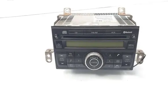 Nissan Note (E11) Radio/GPS head unit trim 281859U10A