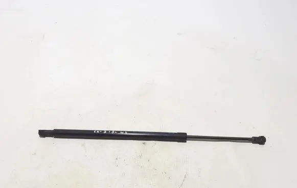 Mazda CX-3 Tailgate strut D10E62620