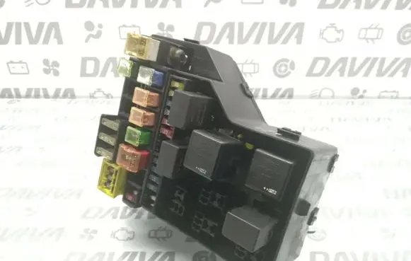 Volvo S40, V40 Fuse module 30859714