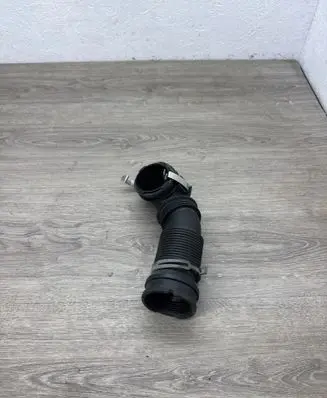 Volkswagen Golf V Turbo air intake inlet pipe/hose 06F129627G