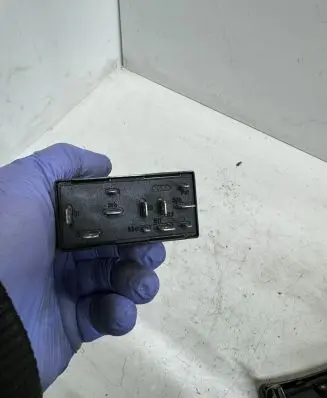 Volkswagen Golf IV Other relay 4B0955531A 72WA401