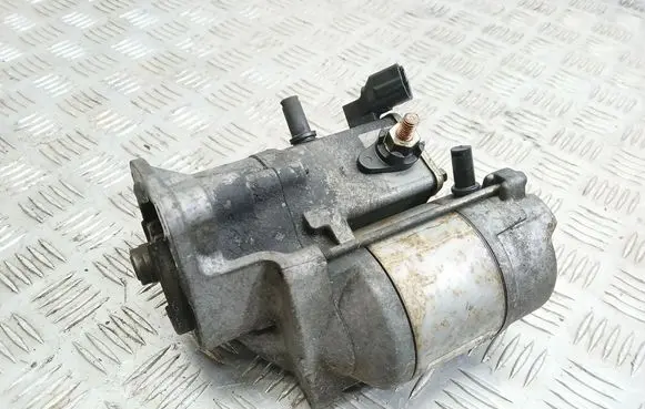 Toyota Avensis Verso Starter motor 2810064300 2280003622