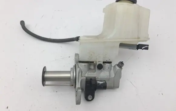 Volkswagen T-Roc Master brake cylinder