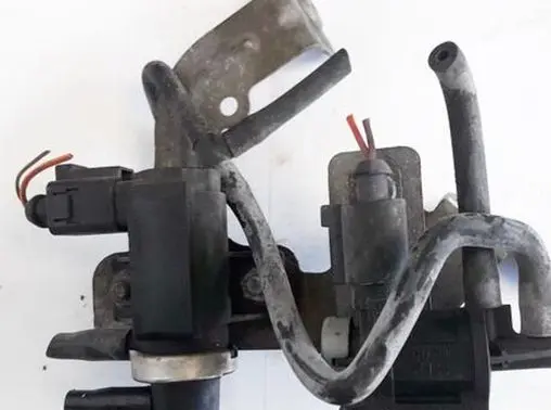 Volkswagen Touareg I Turbo solenoid valve 1j0906627c 72290303