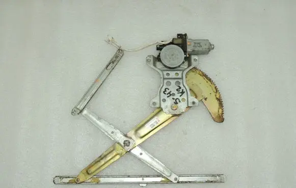 Suzuki Jimny Front door window regulator with motor 8346081A10 8340281A10