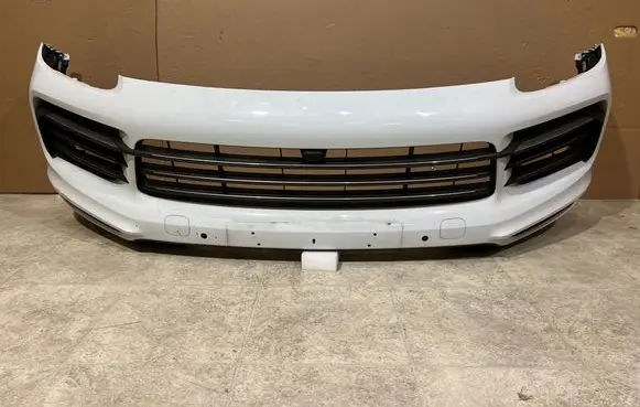 Porsche Cayenne (9Y0 9Y3) Front bumper 9Y0807217