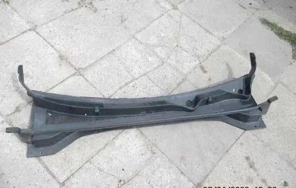 KIA Sportage Wiper trim 86151F1000