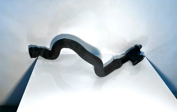 Audi A3 S3 A3 Sportback 8P Engine coolant pipe/hose 6Q0122291 6Q0122291E 038121132