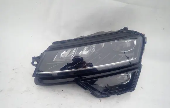 Skoda Karoq Headlight/headlamp