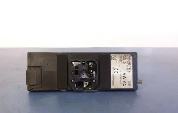 Volkswagen Golf Sportsvan Aerial GPS antenna 5WA035741A