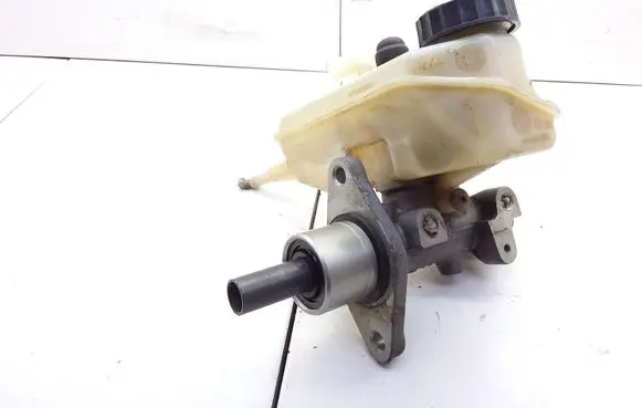 Volkswagen PASSAT B4 Master brake cylinder 03350882762