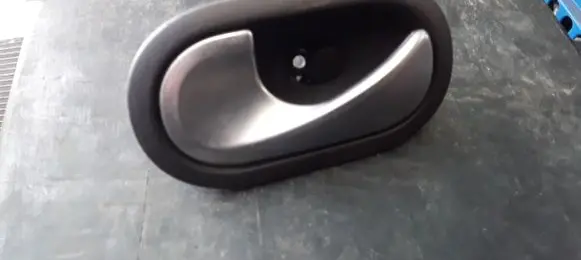 Renault Megane II Front door interior handle 8200028487