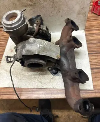 Volkswagen PASSAT B7 Turbo 03G129969C
