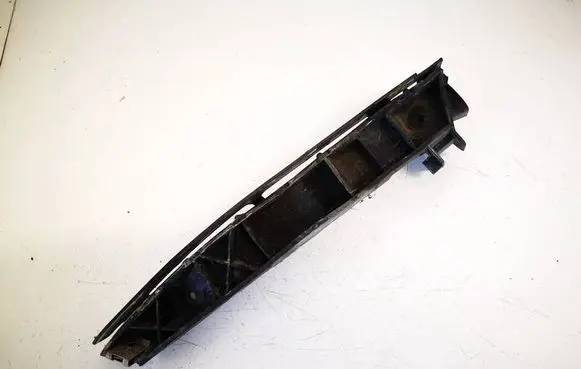 Audi A3 S3 8L Front bumper mounting bracket 8l0807184d
