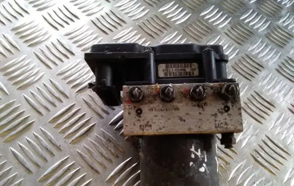 Toyota Corolla Verso E121 ABS Pump 0265231484 445100F010 0265800394