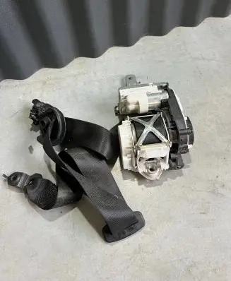 Mercedes-Benz GLE (W166 - C292) Front seatbelt 34077867