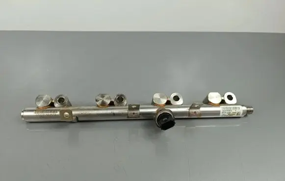 KIA Sportage Fuel main line pipe 353002M400 G322315B4573