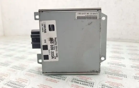 Seat Exeo (3R) Sound amplifier 3R0035223A