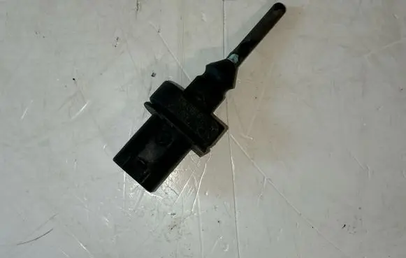 BMW 3 E46 Outside/external air temperature sensor 8360625