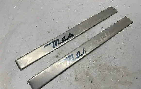 Maserati Ghibli Front sill trim cover 670114683