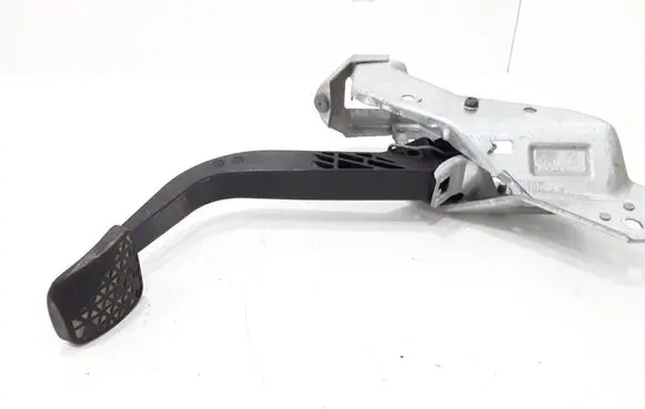 Opel Zafira A Brake pedal 90581106