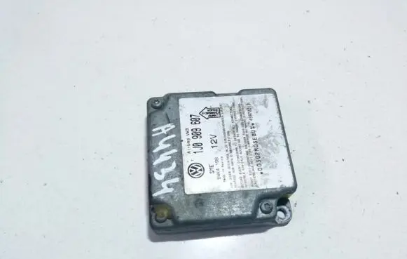Volkswagen PASSAT B5 Airbag control unit/module 1j0909607 5wk419949970217