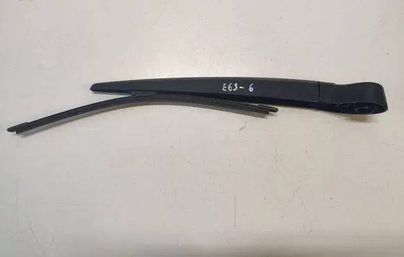 Volvo XC70 Rear wiper blade arm 30663892