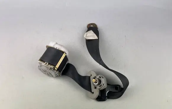 Subaru Justy Rear seatbelt 8490486G0 E40432115