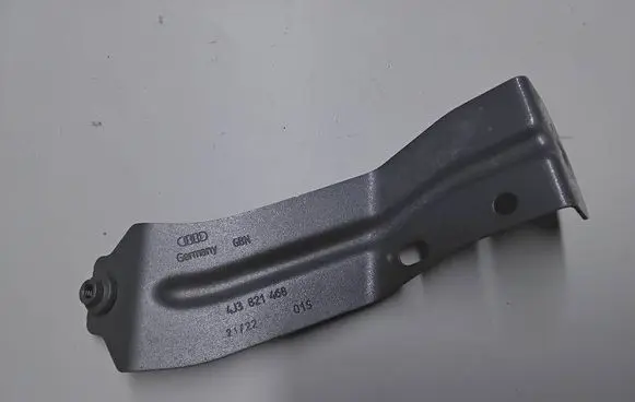 Audi E-tron GT Fender mounting bracket 4J3821468