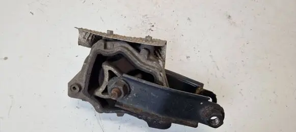 Land Rover Range Rover Evoque L538 Engine mount vacuum valve 6C92-6P082-LB